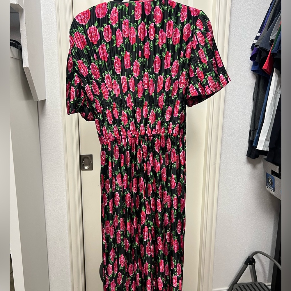 Brand new Wayf from Anthropologie jumpsuit. Perfect for Valentine’s Day! - Picture 7 of 8